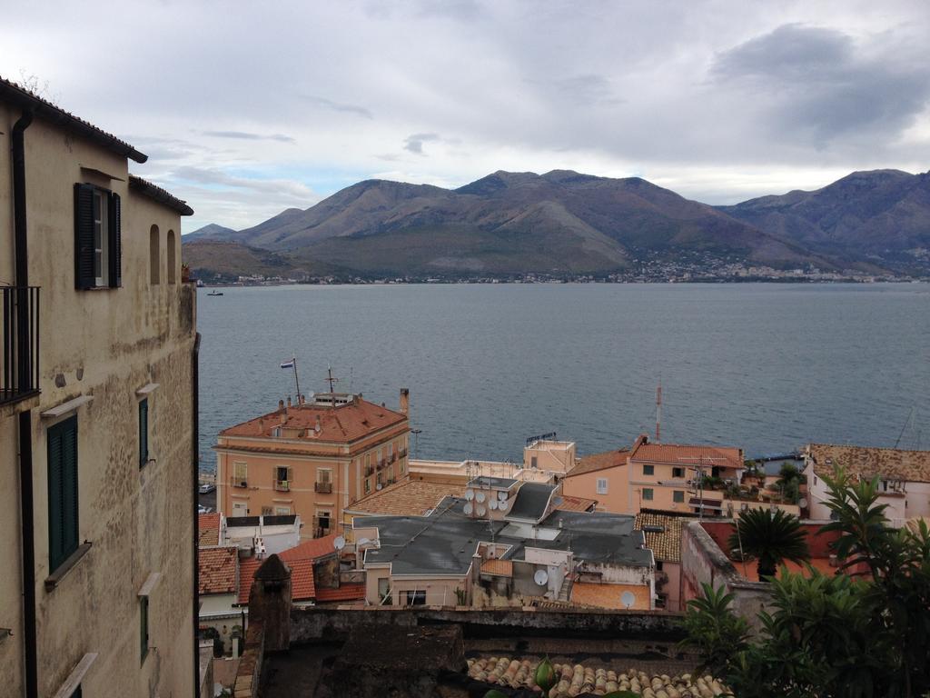 Bed & Breakfast Castello Aragonese Гаета Екстериор снимка